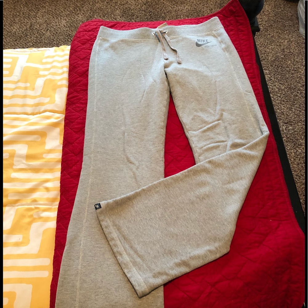 Nike Sweat Pant - Size M